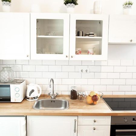 N28 Studio Apartment In Andrassy Boulevard. Budapeste Exterior foto